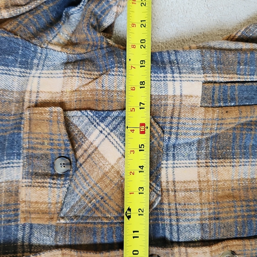 Shacket Plaid Soft Flannel Shirt Jacket - M/L - Picture 8 of 9
